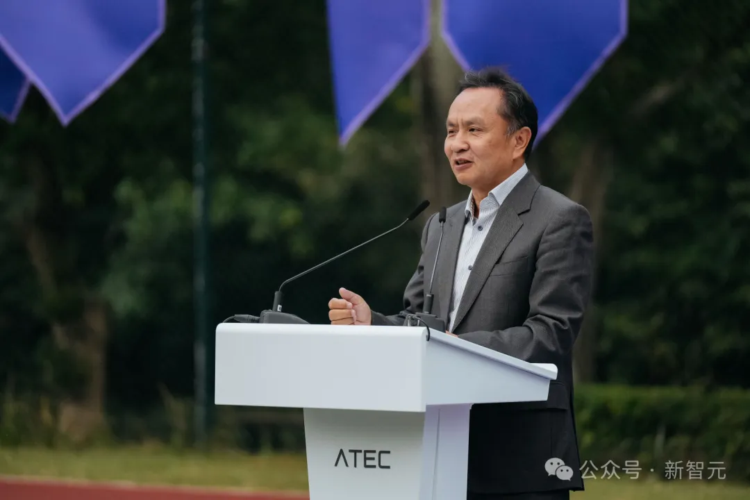 全球TOP 13战队翻车实录！机器人极限求生，比科幻片还残酷