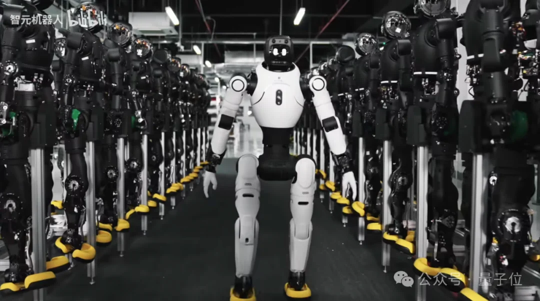 稚晖君5000台机器人量产下线!创业仅3年,订单数亿元