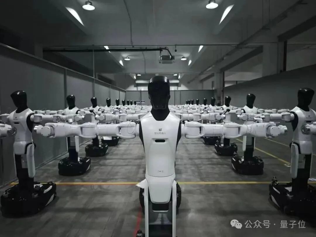 稚晖君5000台机器人量产下线!创业仅3年,订单数亿元