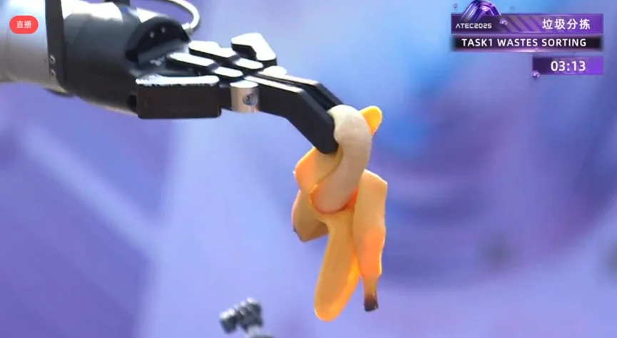 没了遥控器，还被扔进荒野，具身智能该「断奶」了