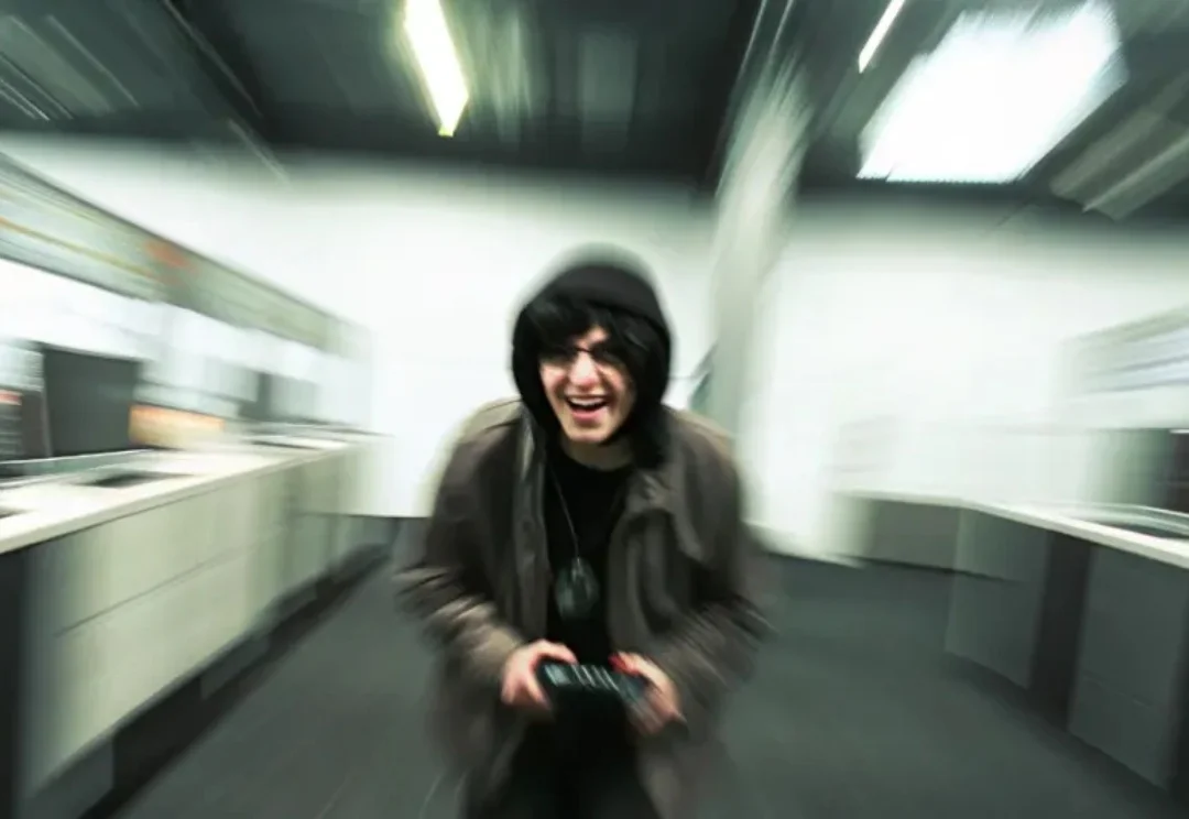 和前《原神》主创恶少聊AI游戏创业｜“这一次，我要做个游戏圈的‘渣男’”