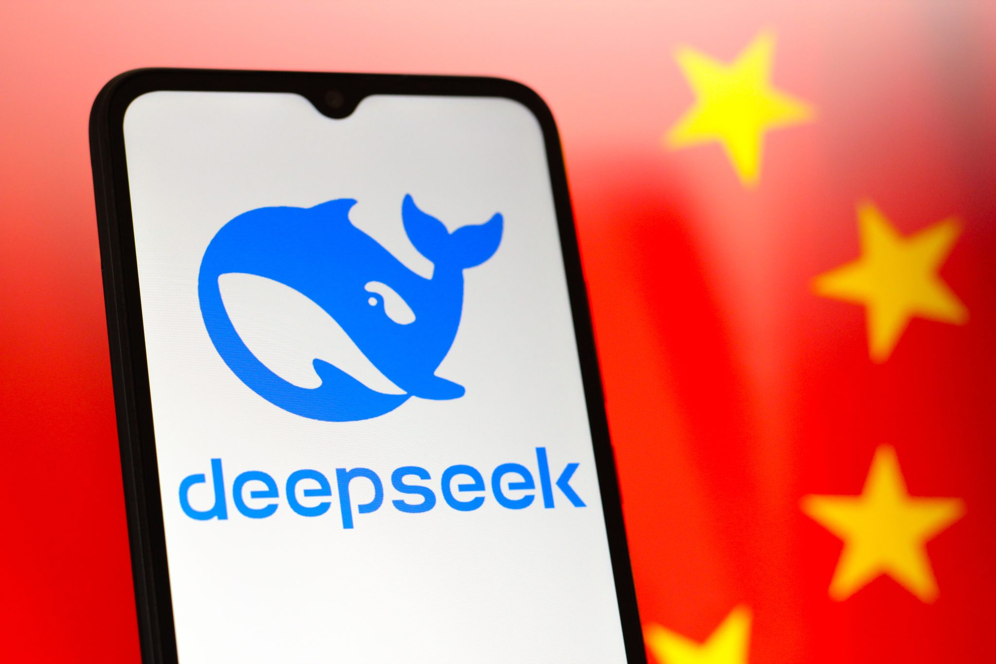 梁文锋急招CFO，要融资了？