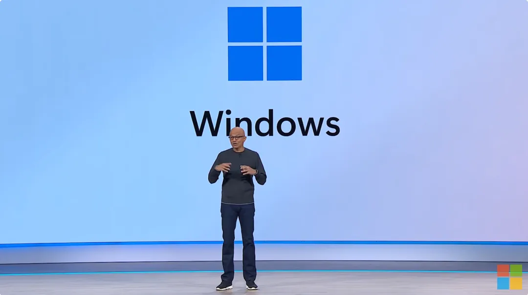 刚刚，Windows 首次支持 AI 时代的 C 口！微软拉来 AI 圈三巨头，重新定义操作系统