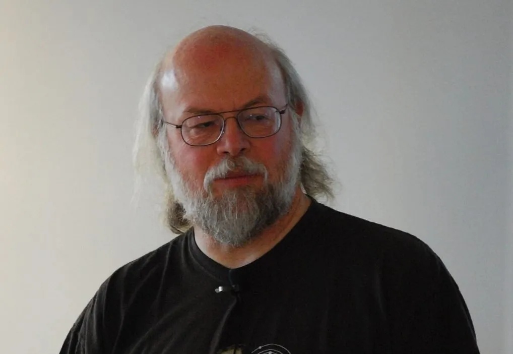 Java 三十周年重磅发声：James Gosling 怒斥 AI 是“一场骗局”，是科技高管“疯狂压榨”程序员的新工具