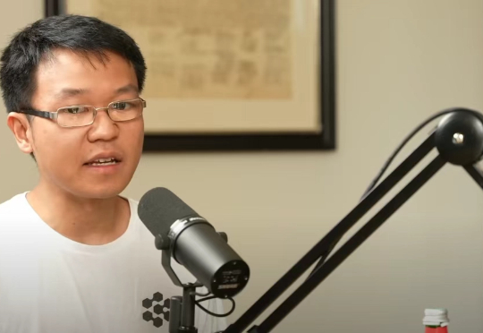 Cognition 创始人 Scott Wu：AI 是人类史上最大生产杠杆，不仅仅是改写软件行业，而是一场结构性转移