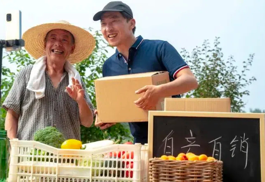当AI负责思考，营销人靠什么生存？