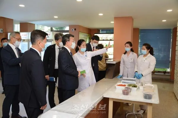 金日成综合大学宣布成功研发出美女AI机器人！