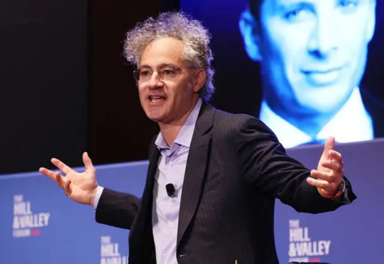 “美国国运股”Palantir,怎么靠AI Agent大涨3000亿美元?