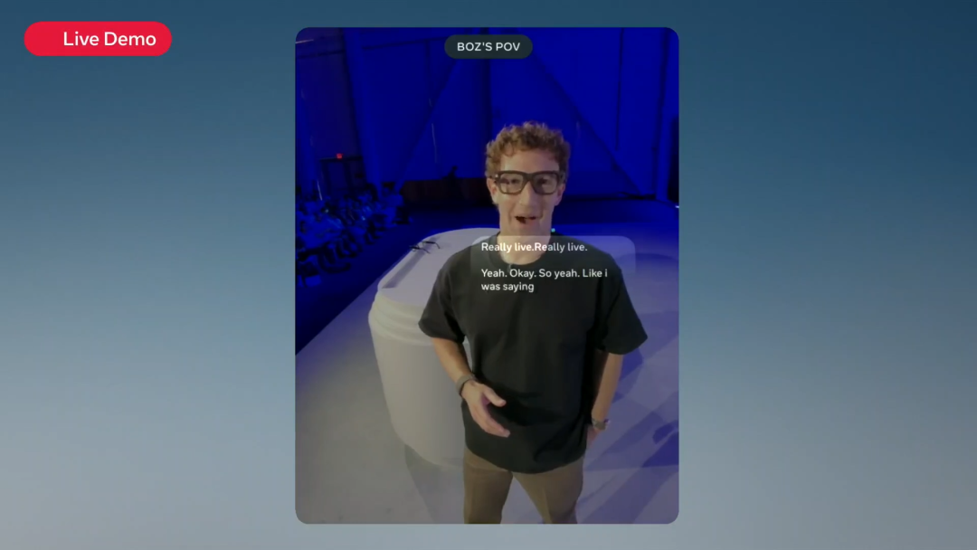 带屏 AI 眼镜登场！Meta「眼镜全家桶」炸街了
