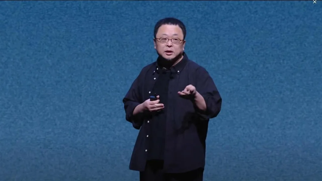 用了一天罗永浩最新的 AI 产品，我发现它比「科技春晚」还要尴尬