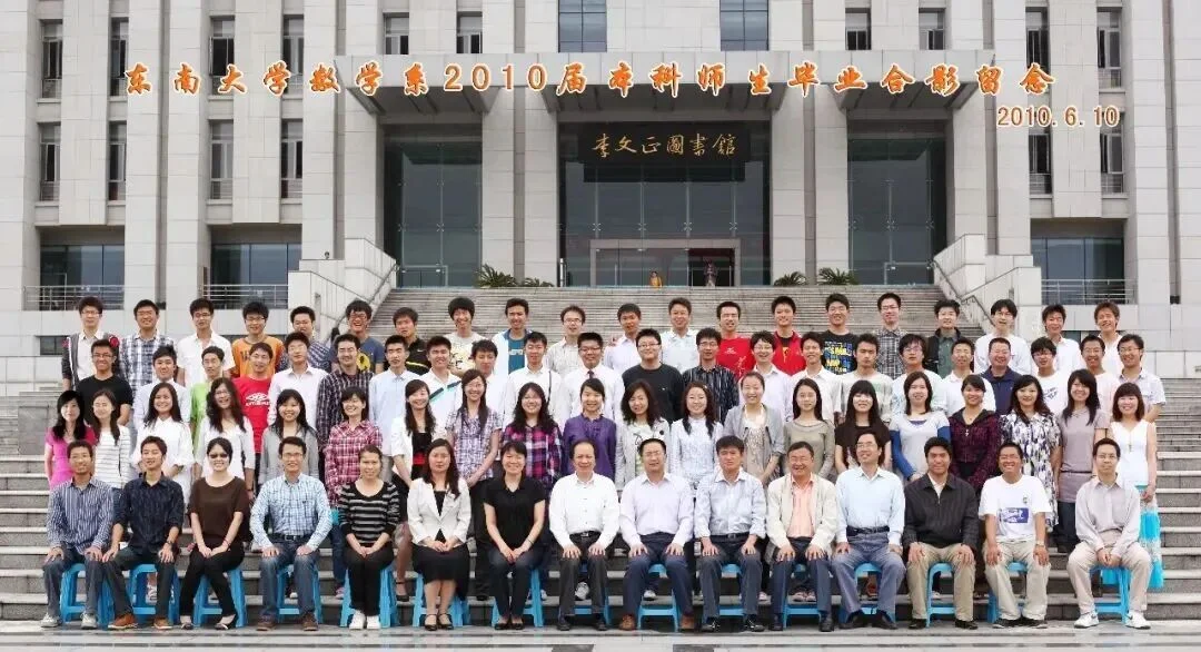 MiniMax创始人闫俊杰，河南小伙不贪财，26岁成博士，把实习生带成华为天才少年，32岁弃高薪创业，获黄仁勋赏识，阿里腾讯投资，IPO破纪录