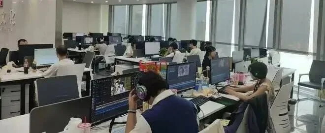 第一批做AI漫剧的中年人，已经财务自由了?