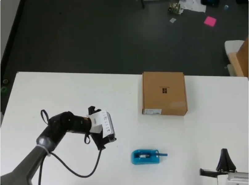 具身开源模型新王!千寻Spirit v1.5模型登顶 RoboChallenge,终结 Pi0.5领跑时代