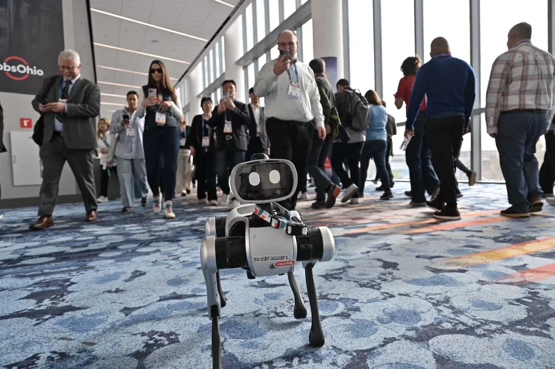 52分钟破千，19天达6540台：消费级具身智能首个“爆款”诞生