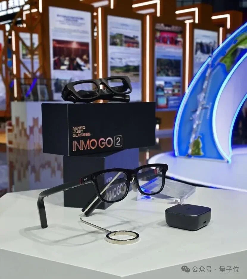 一年拿下三轮融资！影目INMO正在鼻梁上“复刻”一个AI手机