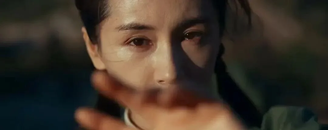 “跟AI聊了100万字后，我再也不骂他了”