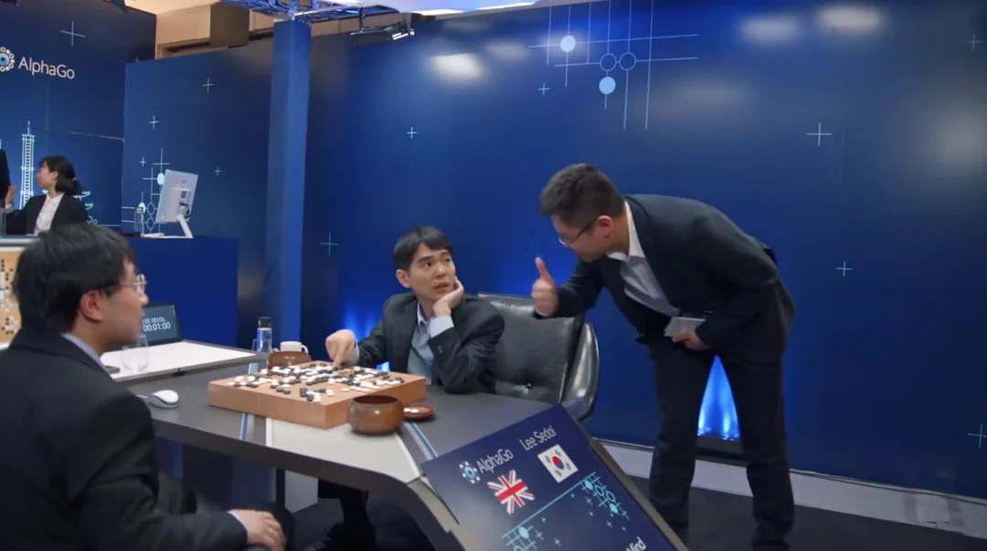 九年前，有两个人替我们提前经历了AI焦虑