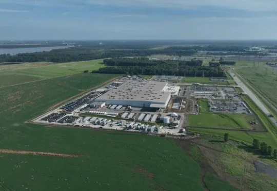 全球最大超算上线，狂堆55万块GPU！6万亿参数Grok 5在训ing