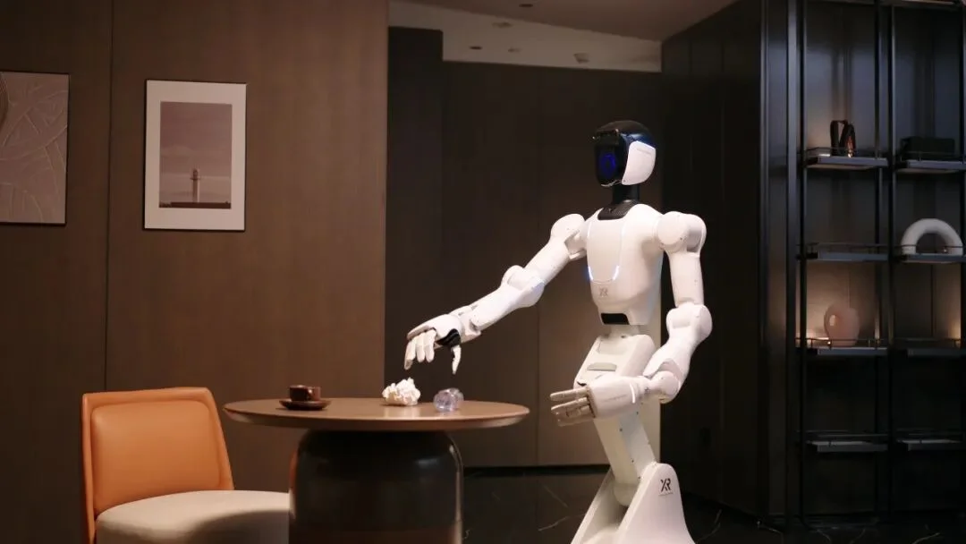 对话自变量王潜：错过图灵奖，要做具身界的 OpenAI