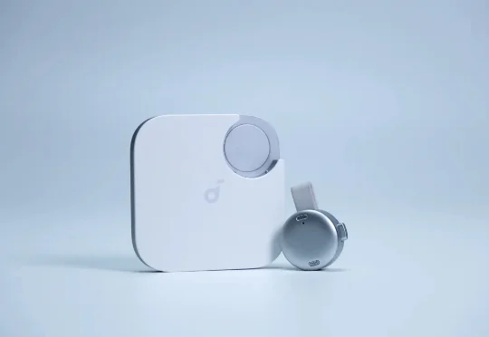 飞书合作的第一款AI硬件来了，居然是个AI录音豆。