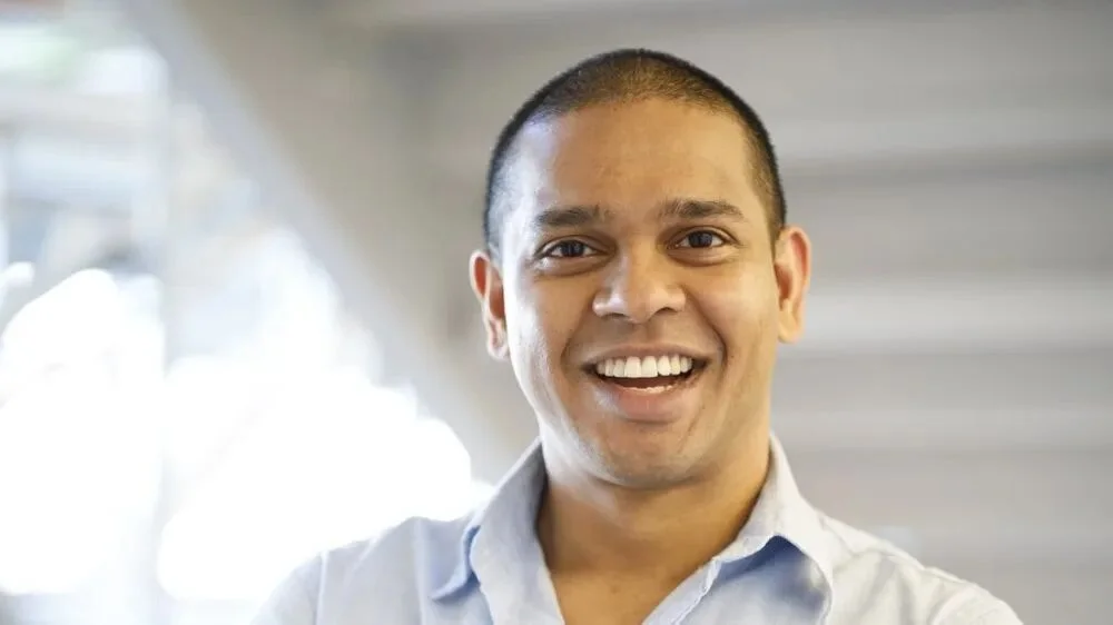 硅谷AI大佬迁徙图谱：32人易职，有人反复横跳，苹果最伤