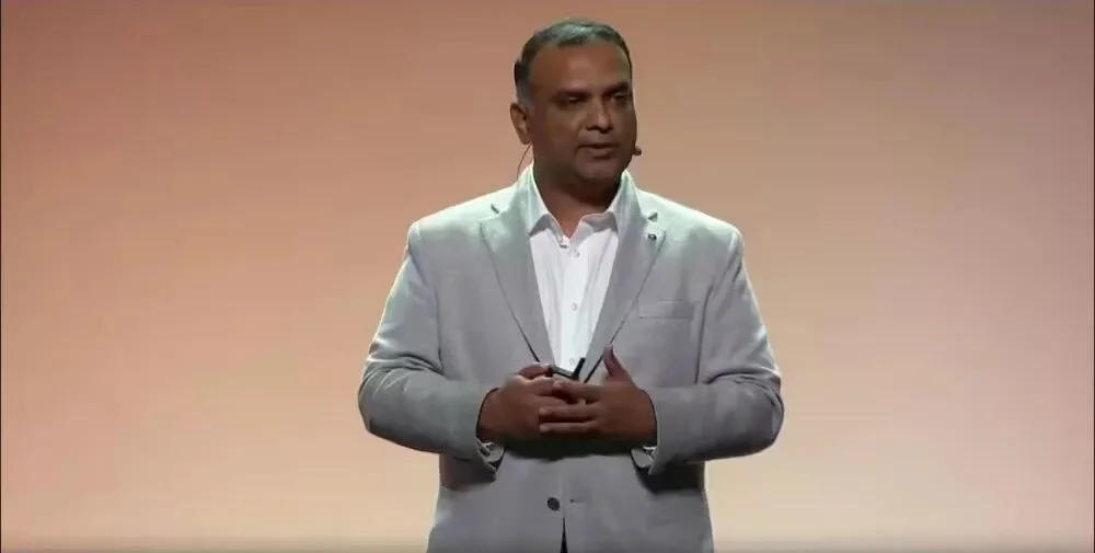 硅谷AI大佬迁徙图谱：32人易职，有人反复横跳，苹果最伤