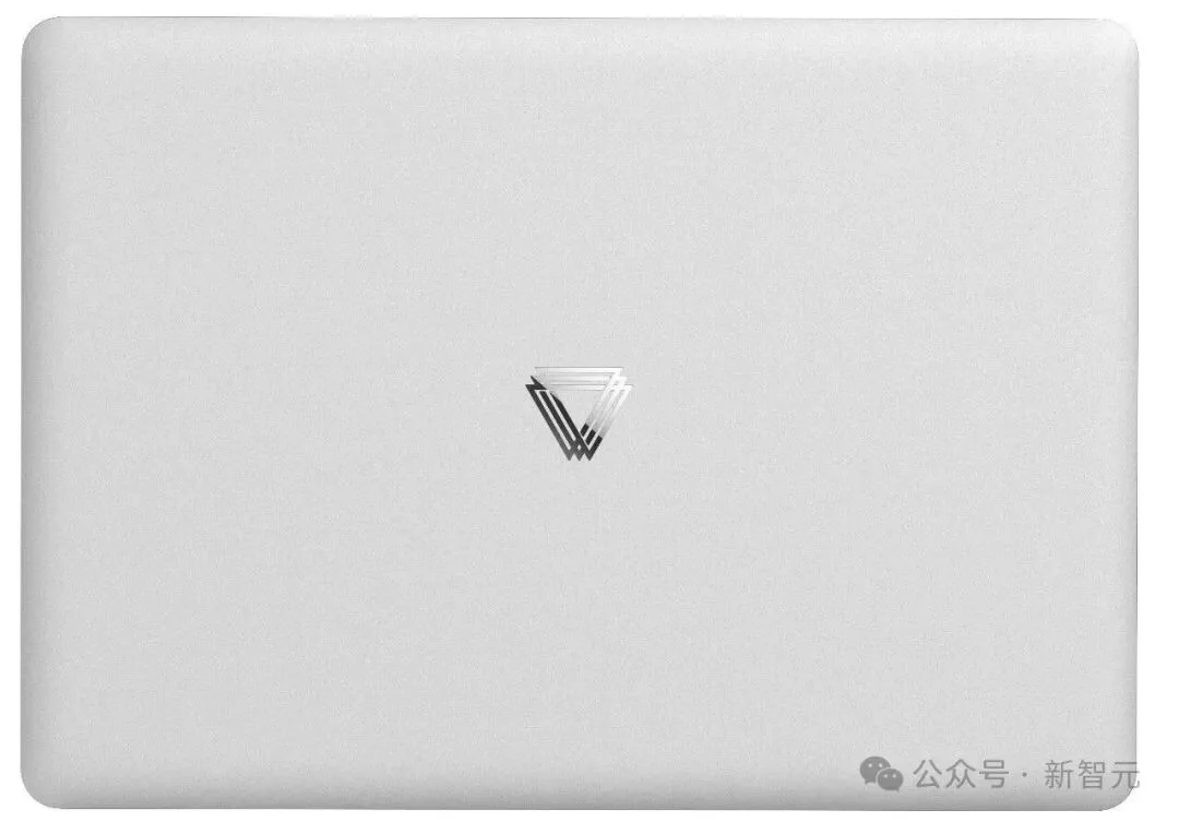 摩尔线程AIBOOK一周实测:开箱即训的「AI Native」体验