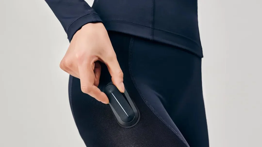 朋友圈 AI 大佬速成指南