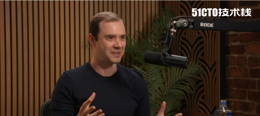 Karpathy:回不去了,被AI伤了自尊!自曝手写代码能力退化,公开与CC协作心得!马斯克:时代精神的总结!CC之父:不会出现垃圾代码末日