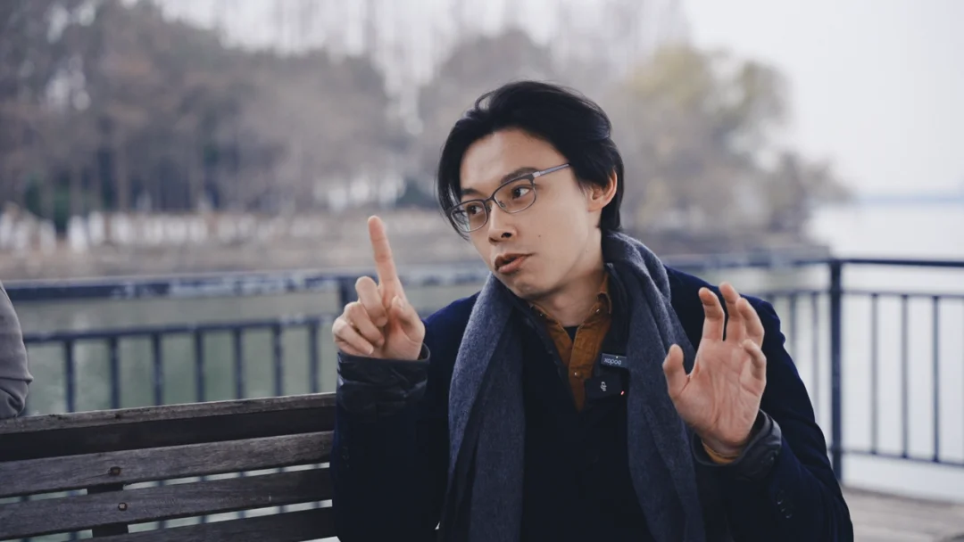 视频剪辑的「Cursor 时刻」来了？｜对谈 ChatCut 创始人李凯文：从金马导演到 AI 创业