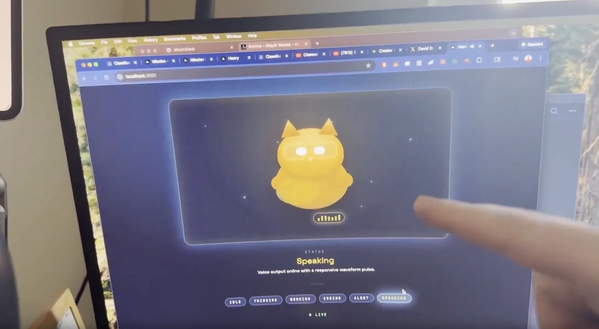 Clawdbot首破10万星，火箭式登顶GitHub！硅谷现象级爆款太火了