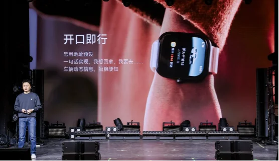 从「被动」到「主动」，为什么给耳机装上「眼睛」后AI范式变了？