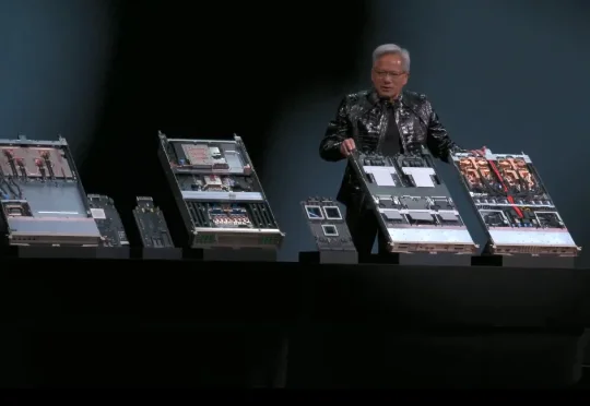 英伟达黄仁勋在CES发布Vera Rubin平台，GPU AI推理性能提升5倍