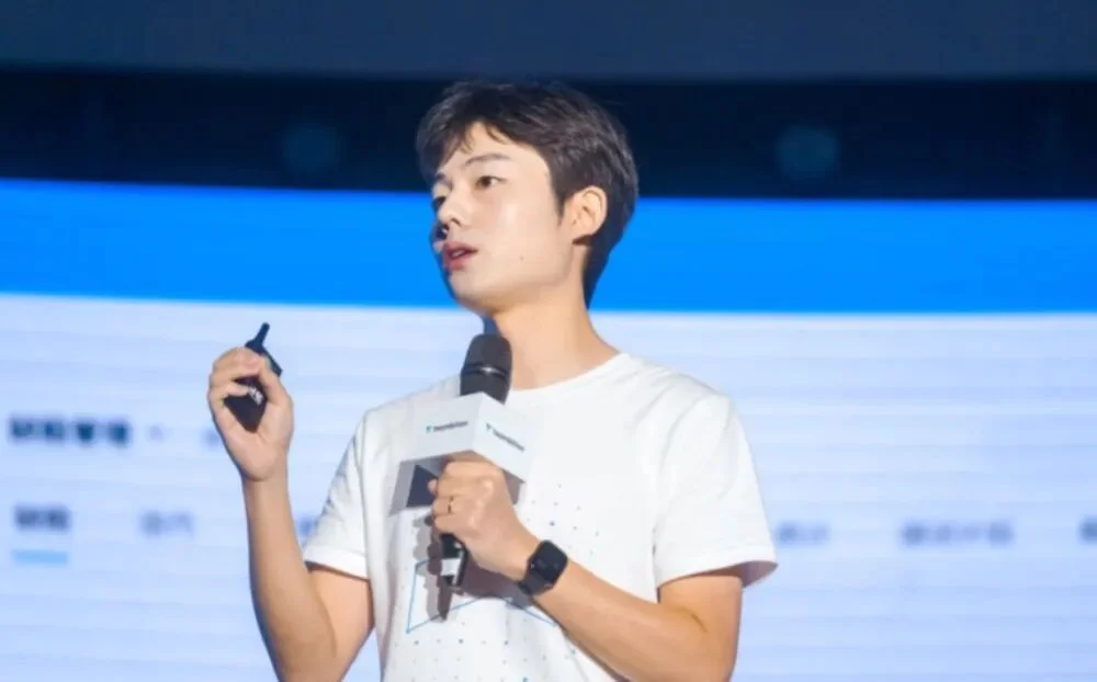 90后，站上中国AI舞台中央！