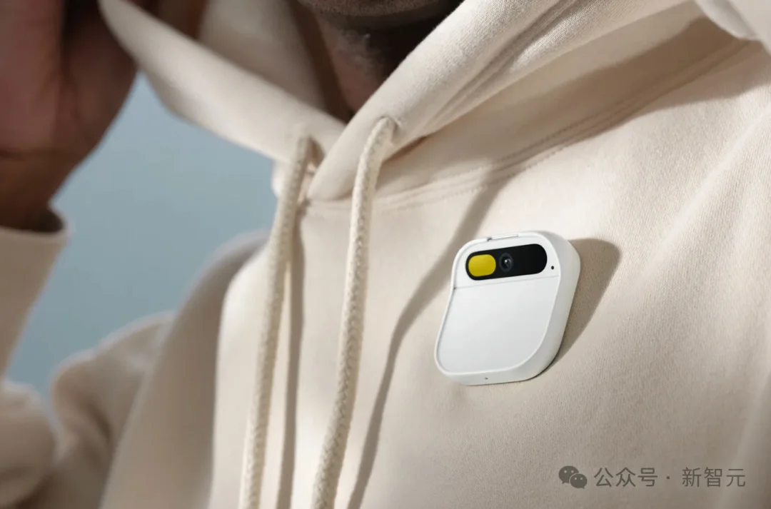 2025 AI巨头「全员恶人」：恩怨、爱恨与算计