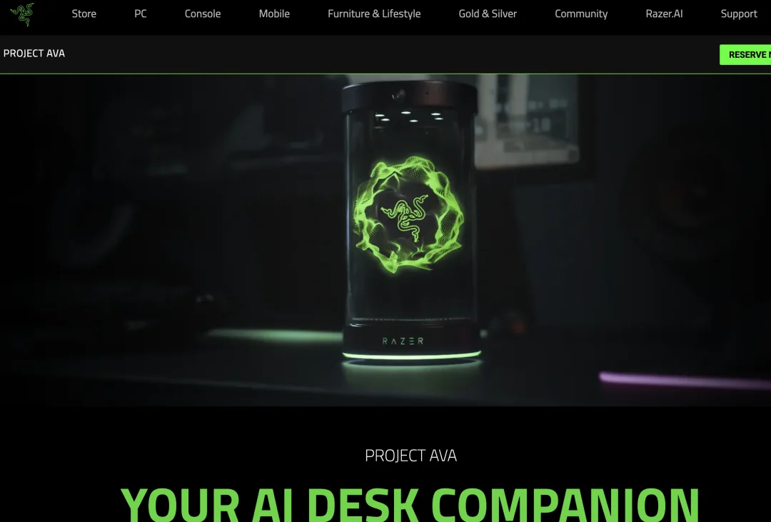 没错，马斯克的二次元「女友」被雷蛇装到外设里了