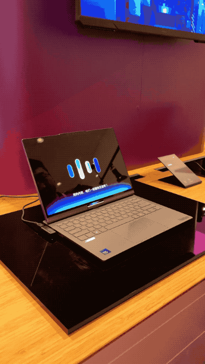 一口气集齐老黄苏妈英特尔，还得是AI，还得是联想