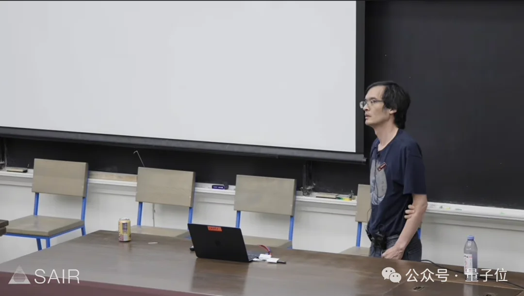 王的猜想,刚刚扩展到四维