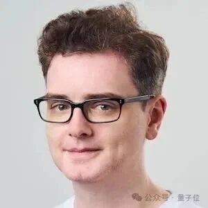 Transformer作者团队,下场RSI