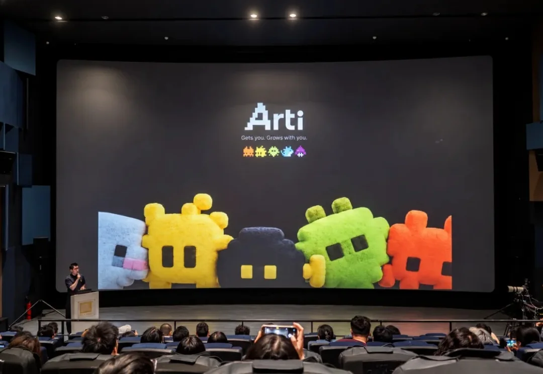 实测 Lovart 2.0 ，设计 AI 进入个人助理时代