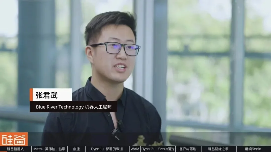 再访Dyna Robotics:被部署教训了300天后,找到机器人Scaling Law