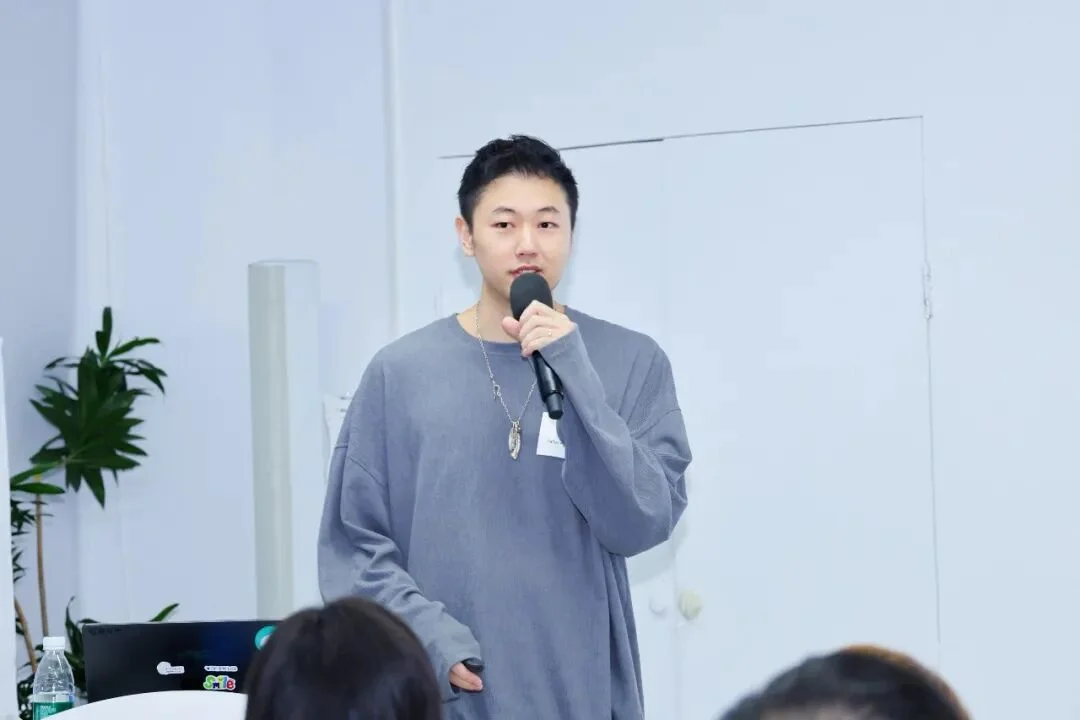 GEO 创业者：让 AI 帮忙「带货」，重要的不是「破解」大模型，而是教 AI 说真话