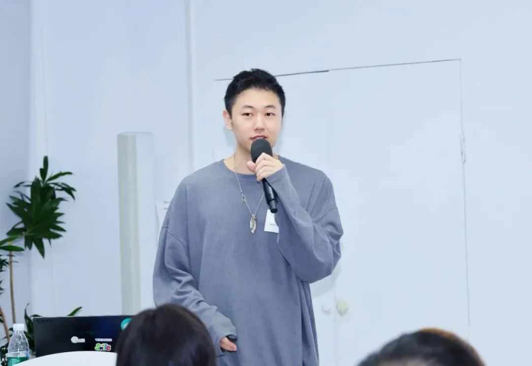 GEO 创业者：让 AI 帮忙「带货」，重要的不是「破解」大模型，而是教 AI 说真话