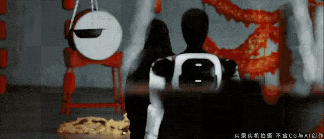 稚晖君最新机器人「凌空飞踢」震撼全网！智元远征 A3：我要一个打十个