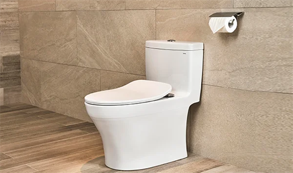 英伟达的 AI 芯片，被卖马桶和织布的「卡」了脖子