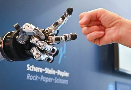 我的 AI 2026 万字预判：AI「肾虚症」、AGI 被喊爆、开源被玩坏、国产复刻在狂飙、岗位在消失