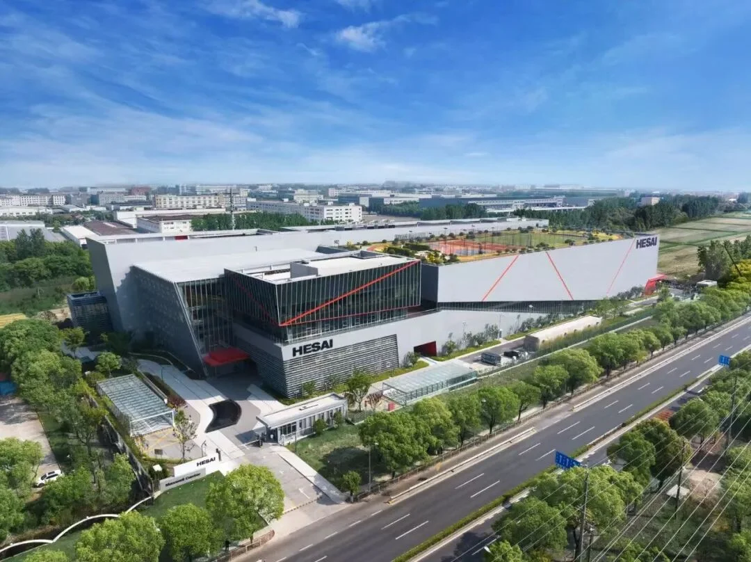 春晚机器人从跳舞到干活，这家公司把马斯克吹过的牛实现了