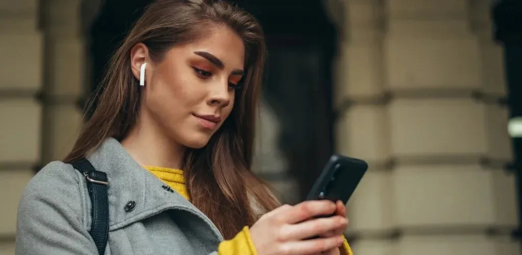 苹果史上第二大收购!20 亿美元拿下「读脸 AI」,不是用在 iPhone