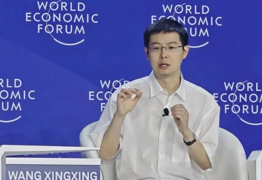 王兴兴的“春晚豪赌”：1亿元砸出机器人“世界第一”，宇树科技背后的真实战场是什么？