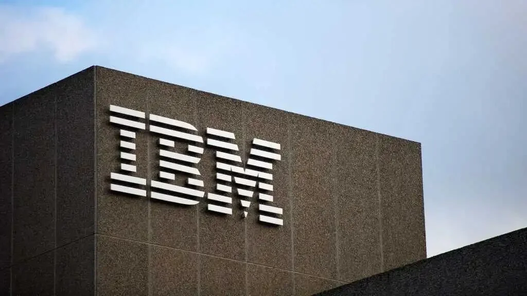 一夜蒸发 310 亿美元！Claude 新工具干翻 IBM 摇钱树，AI 正在「清零」人类工位